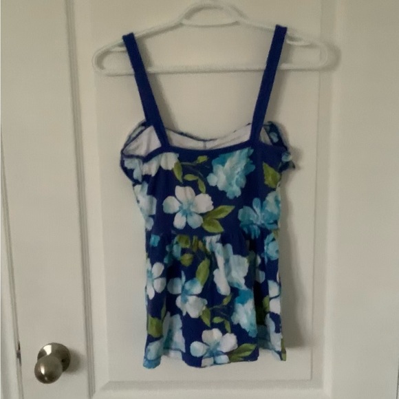 Blue with white and blue flowers and green leaves tank top - Picture 2 of 3